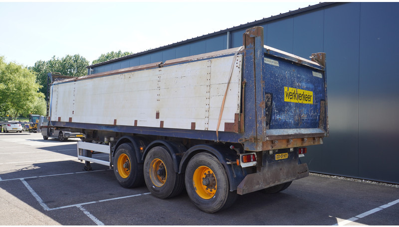 Renders 3 AXLE TIPPER TRAILER - Самосвал полуремарке: снимка 4 Renders 3 AXLE TIPPER TRAILER - Самосвал полуремарке: снимка 4
