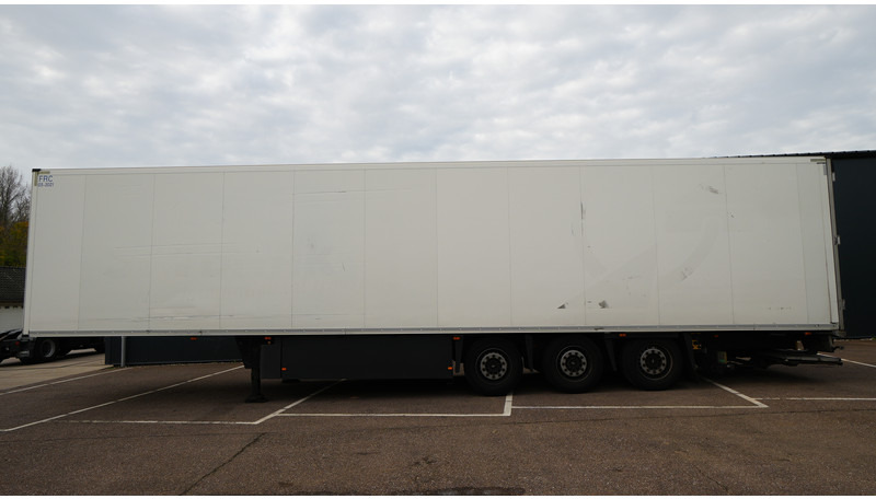 Schmitz Cargobull 3 AXLE FRIGO TRAILER WITH CARRIER VECTOR - Рефрижератор полуремарке: снимка 1 Schmitz Cargobull 3 AXLE FRIGO TRAILER WITH CARRIER VECTOR - Рефрижератор полуремарке: снимка 1