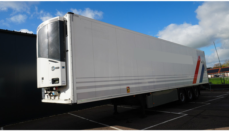 Schmitz Cargobull 3 AXLE FRIGO TRAILER WITH THERMO KING SLX I BI-TEMP - Рефрижератор полуремарке: снимка 2 Schmitz Cargobull 3 AXLE FRIGO TRAILER WITH THERMO KING SLX I BI-TEMP - Рефрижератор полуремарке: снимка 2
