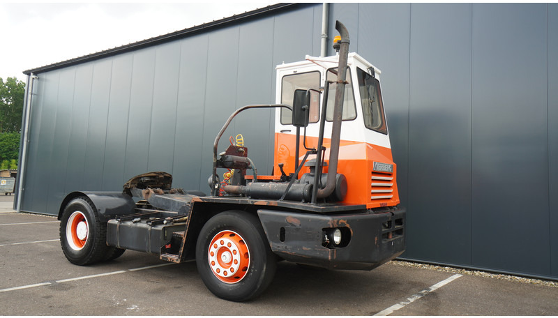 Terberg YT SL 1020 - Строителна техника: снимка 4 Terberg YT SL 1020 - Строителна техника: снимка 4