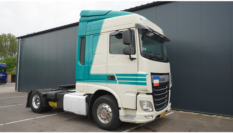 DAF XF 440 SC ADR EURO 6 856.000KM - Влекач: снимка 4 DAF XF 440 SC ADR EURO 6 856.000KM - Влекач: снимка 4