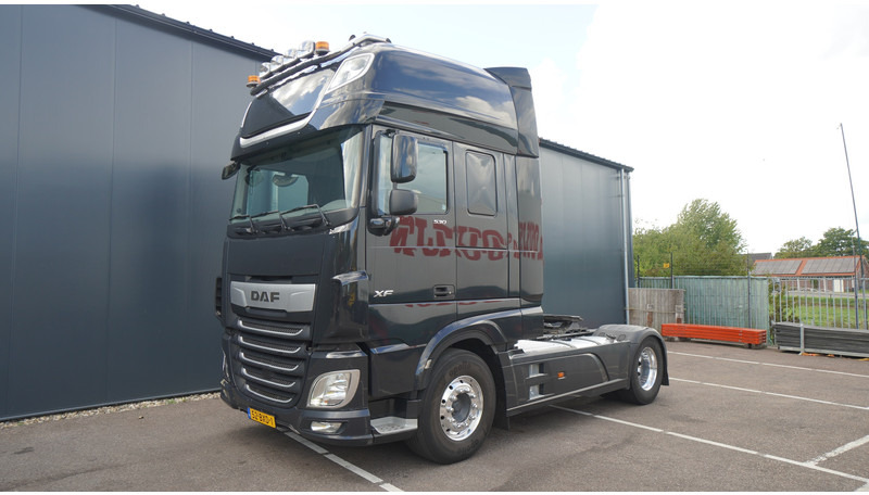 DAF XF 530 SSC RETARDER PTO 753.000KM - Влекач: снимка 3 DAF XF 530 SSC RETARDER PTO 753.000KM - Влекач: снимка 3