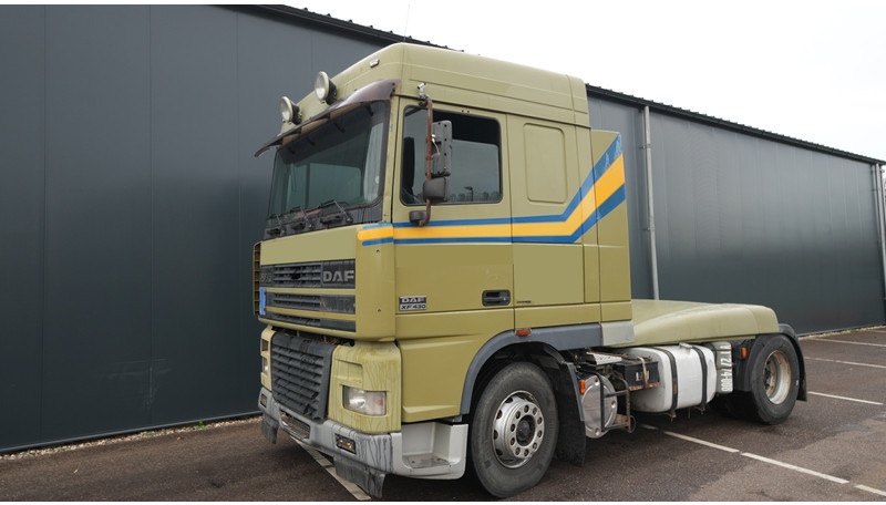 DAF XF 95.430 EURO 3 MANUAL GEARBOX - Влекач: снимка 3 DAF XF 95.430 EURO 3 MANUAL GEARBOX - Влекач: снимка 3