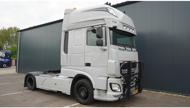 DAF XF530 FT SSC EURO 6 574.000KM INTARDER - Влекач: снимка 4 DAF XF530 FT SSC EURO 6 574.000KM INTARDER - Влекач: снимка 4