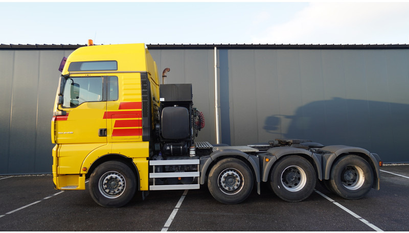 MAN TGA 41.530 8X4 160 TON'S RETARDER 283.000KM - Влекач: снимка 1 MAN TGA 41.530 8X4 160 TON'S RETARDER 283.000KM - Влекач: снимка 1