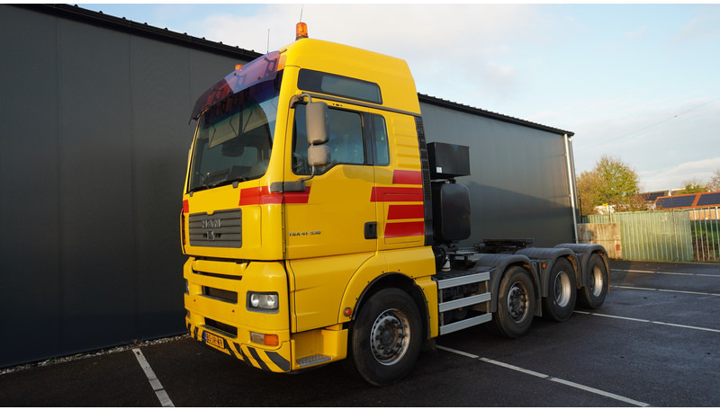 MAN TGA 41.530 8X4 160 TON'S RETARDER 283.000KM - Влекач: снимка 3 MAN TGA 41.530 8X4 160 TON'S RETARDER 283.000KM - Влекач: снимка 3