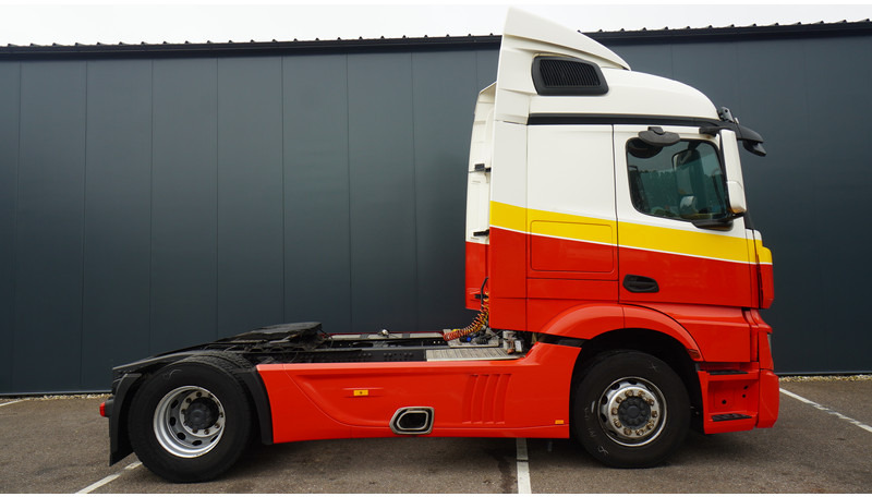 Mercedes-Benz ACTROS 1942 EURO 6 879.200KM - Влекач: снимка 2 Mercedes-Benz ACTROS 1942 EURO 6 879.200KM - Влекач: снимка 2