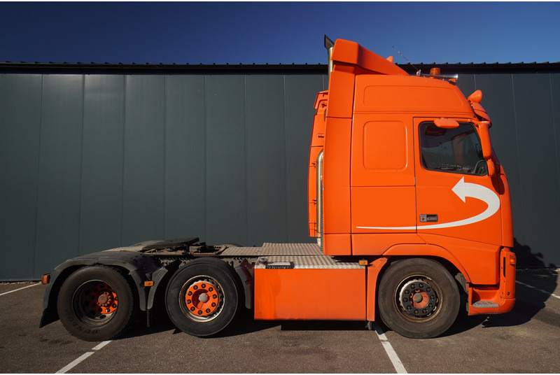Volvo FH 12/500 6X2 EURO 3 - Влекач: снимка 2 Volvo FH 12/500 6X2 EURO 3 - Влекач: снимка 2