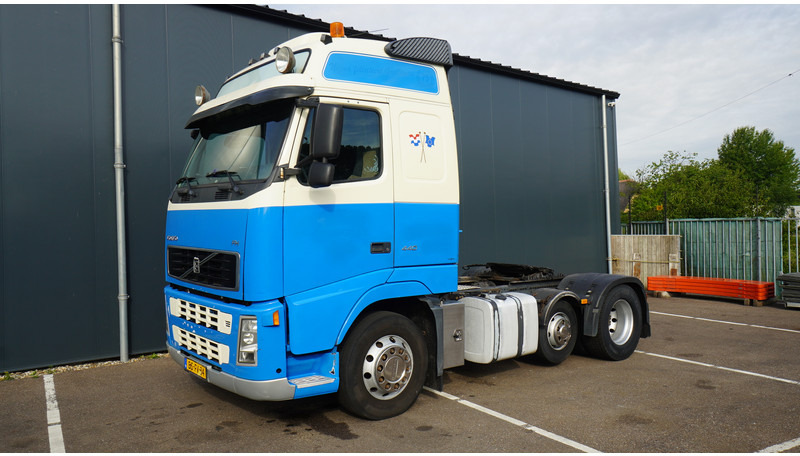 Volvo FH 440 6X2 GLOBETROTTER EURO 3 - Влекач: снимка 3 Volvo FH 440 6X2 GLOBETROTTER EURO 3 - Влекач: снимка 3