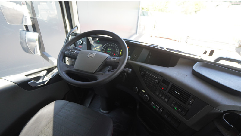Volvo FH 460 EURO 6 GLOBETROTTER 696.000KM - Влекач: снимка 5 Volvo FH 460 EURO 6 GLOBETROTTER 696.000KM - Влекач: снимка 5