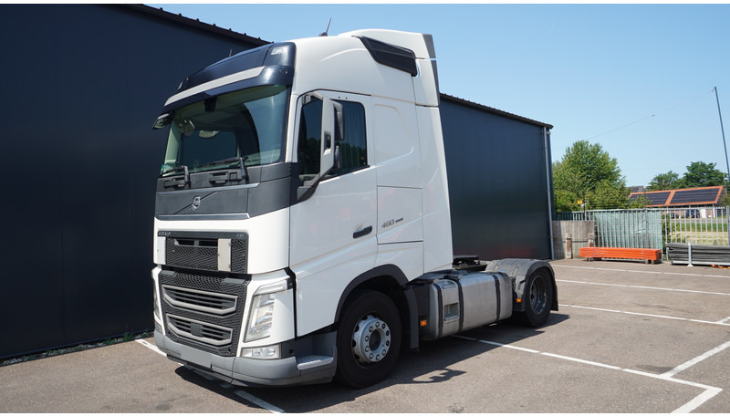 Volvo FH 460 EURO 6 GLOBETROTTER 699.000KM - Влекач: снимка 3 Volvo FH 460 EURO 6 GLOBETROTTER 699.000KM - Влекач: снимка 3