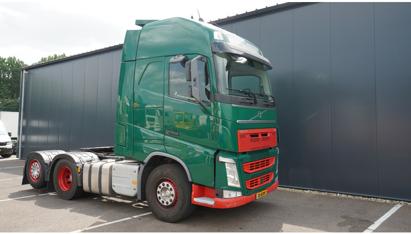 Volvo FH 500 6X2 EURO 6 GLOBETROTTER - Влекач: снимка 4 Volvo FH 500 6X2 EURO 6 GLOBETROTTER - Влекач: снимка 4