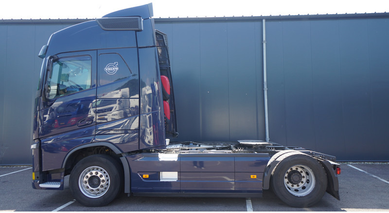 Volvo FH460 EURO 6 GLOBETROTTER 833.000KM - Влекач: снимка 1 Volvo FH460 EURO 6 GLOBETROTTER 833.000KM - Влекач: снимка 1