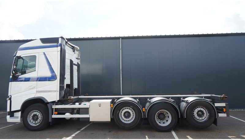 Volvo FH 460 8X2 20 FT CONTAINER TRANSPORT TRUCK - Контейнеровоз/ Сменна каросерия камион: снимка 1 Volvo FH 460 8X2 20 FT CONTAINER TRANSPORT TRUCK - Контейнеровоз/ Сменна каросерия камион: снимка 1