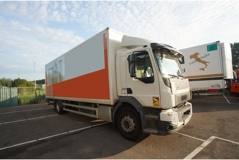 Volvo FL 280 CLOSED BOX BROKEN ENGINE NOT DRIVABLE - Камион фургон: снимка 3 Volvo FL 280 CLOSED BOX BROKEN ENGINE NOT DRIVABLE - Камион фургон: снимка 3