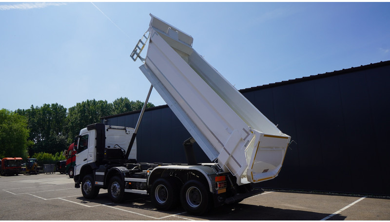Volvo NEW FMX 460 8X6 TIPPER EURO 6 - Самосвал камион: снимка 3 Volvo NEW FMX 460 8X6 TIPPER EURO 6 - Самосвал камион: снимка 3