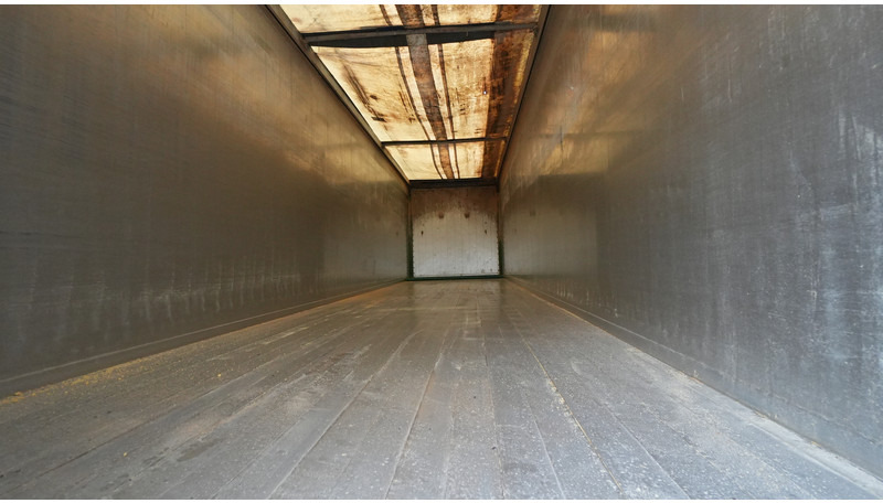 Kraker 3 AXLE WALKING FLOOR TRAILER - С плъзгащ под полуремарке: снимка 4 Kraker 3 AXLE WALKING FLOOR TRAILER - С плъзгащ под полуремарке: снимка 4