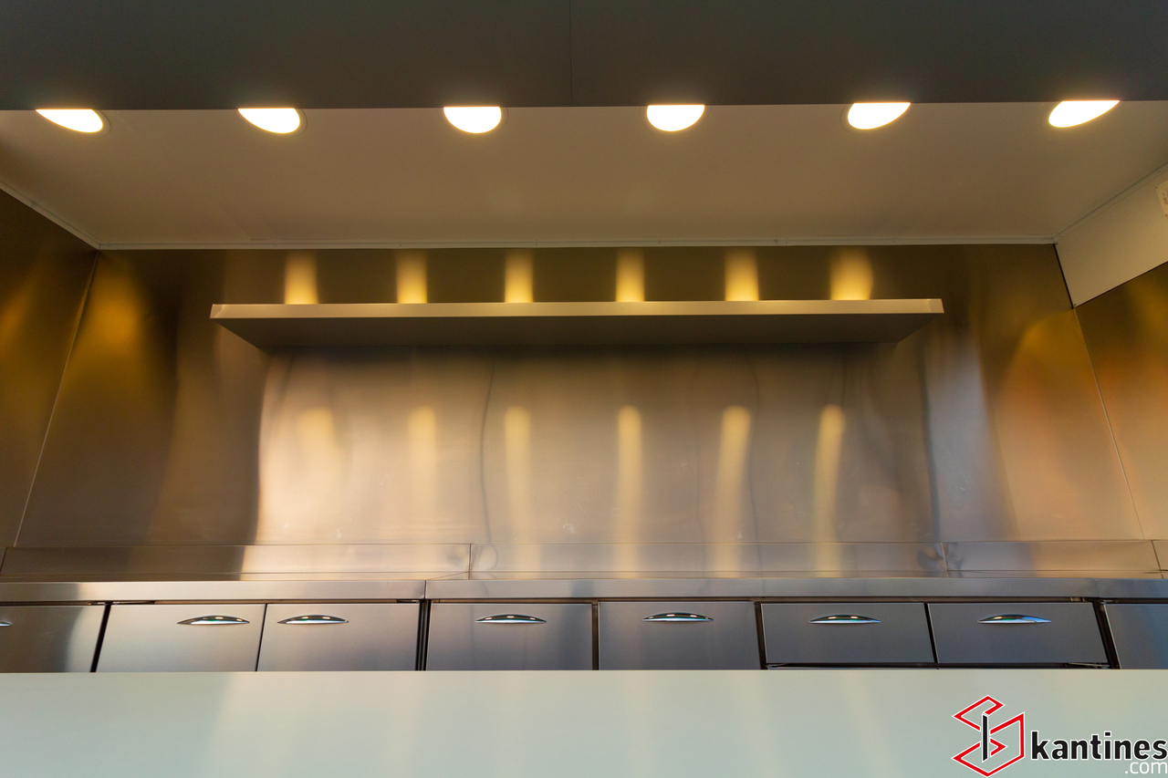 Търговска каравана Skretas Oval Large Size: снимка 13