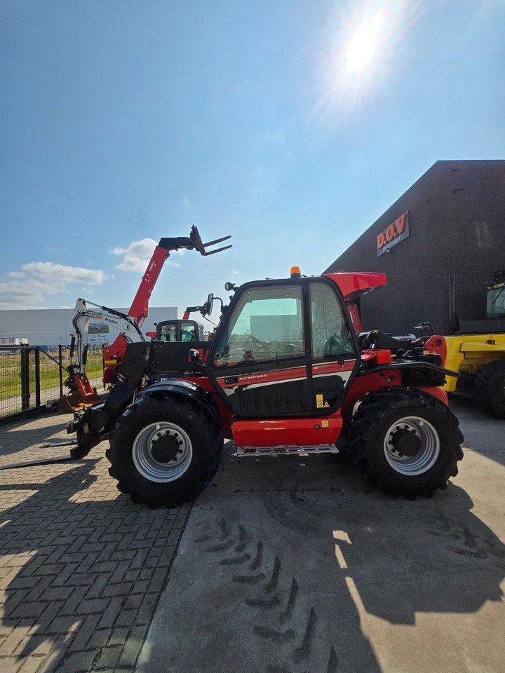 Manitou MLT 845 H - Телескопичен товарач: снимка 2 Manitou MLT 845 H - Телескопичен товарач: снимка 2