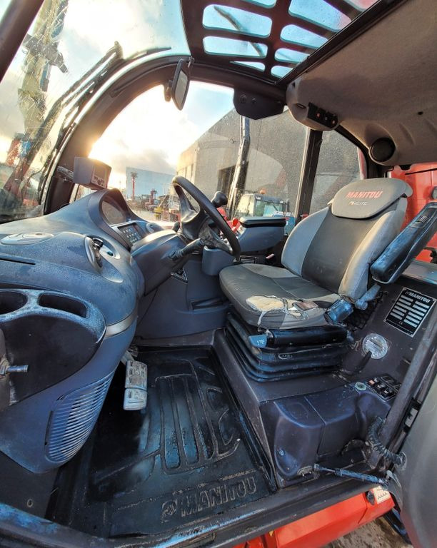 Телескопичен товарач Manitou MLT 960: снимка 13