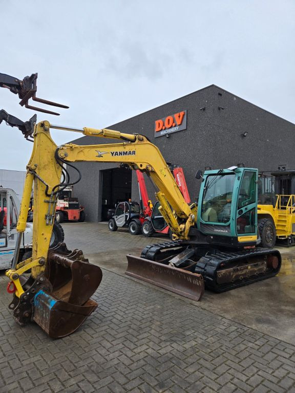 Yanmar SV100-1A - Мини багер: снимка 1 Yanmar SV100-1A - Мини багер: снимка 1