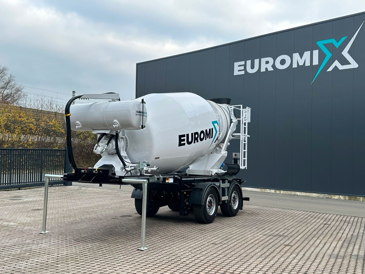 EUROMIX MTP - 10m³ Betonmischer-Auflieger - Бетоновоз: снимка 2 EUROMIX MTP - 10m³ Betonmischer-Auflieger - Бетоновоз: снимка 2