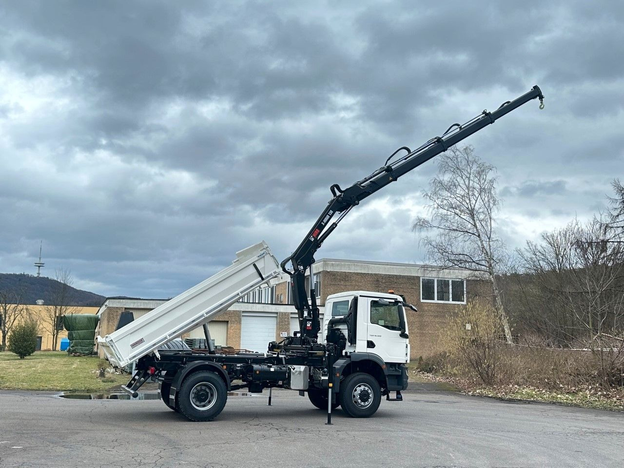 MAN TGM 18.320 4x4 Euro6e Hiab X-HiDuo 138DS-3 - Камион с кран: снимка 4 MAN TGM 18.320 4x4 Euro6e Hiab X-HiDuo 138DS-3 - Камион с кран: снимка 4