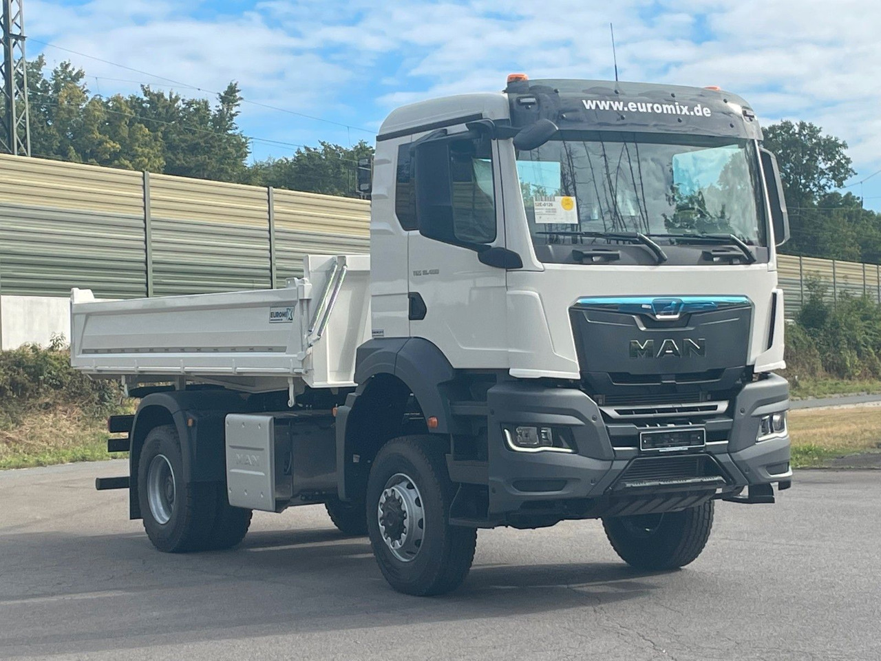 MAN TGS 18.400 TG3 4x4 Euro6e 3-Seiten-Kippe Euromix - Самосвал камион: снимка 3 MAN TGS 18.400 TG3 4x4 Euro6e 3-Seiten-Kippe Euromix - Самосвал камион: снимка 3