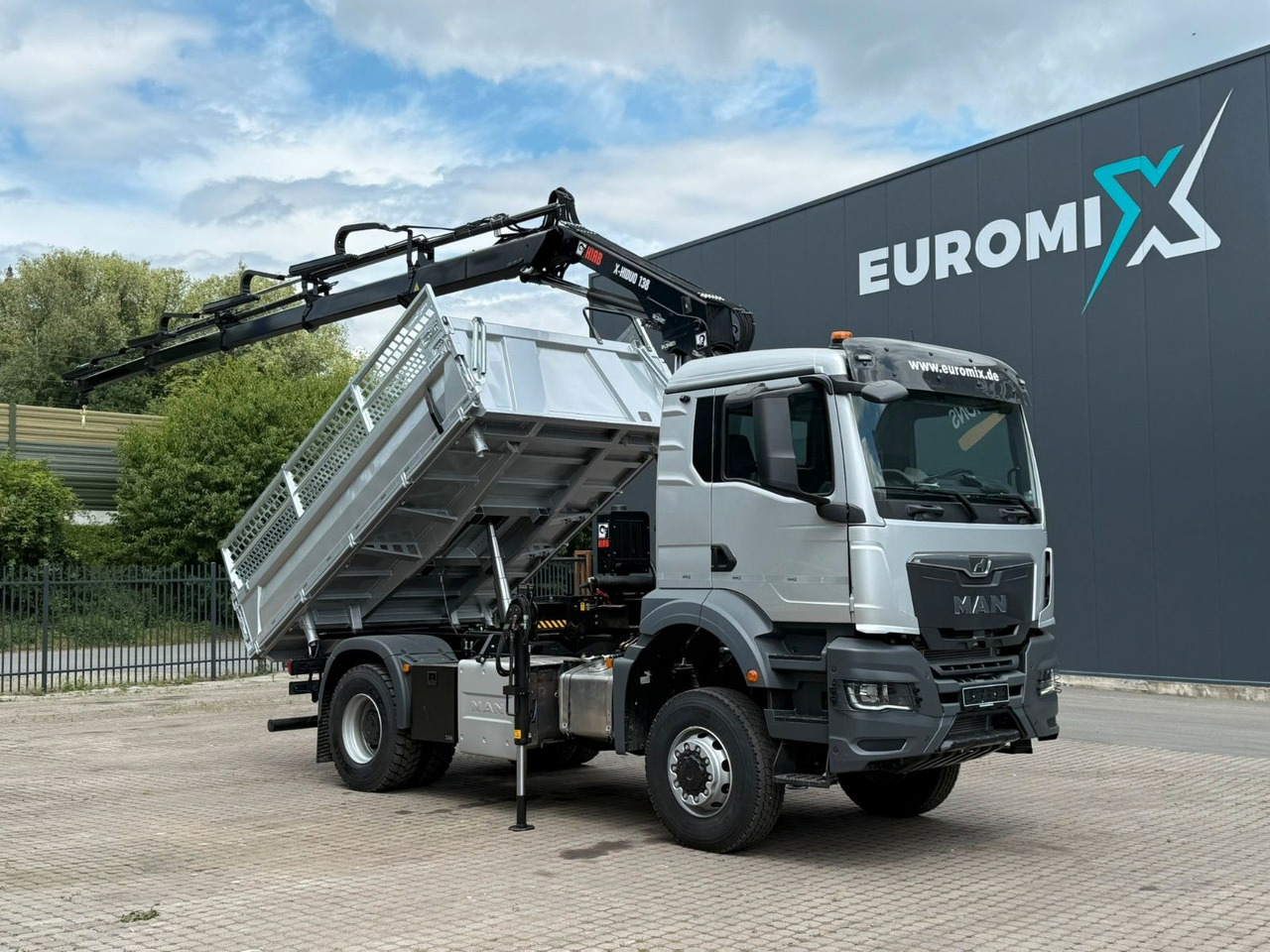 MAN TGS 18.400 TG3 4x4 Euro6e Hiab X-HiDuo 138DS-4 - Самосвал камион, Камион с кран: снимка 1 MAN TGS 18.400 TG3 4x4 Euro6e Hiab X-HiDuo 138DS-4 - Самосвал камион, Камион с кран: снимка 1