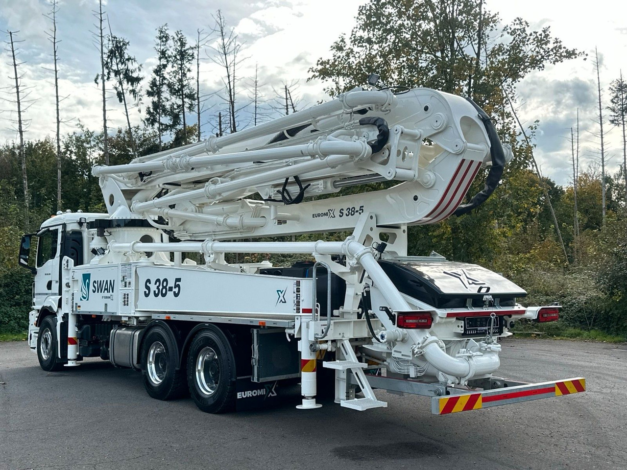 MAN TGS 26.510 6x4 SWAN TSP 38-5 160RZ ( 38m ) - Бетон помпа: снимка 4 MAN TGS 26.510 6x4 SWAN TSP 38-5 160RZ ( 38m ) - Бетон помпа: снимка 4
