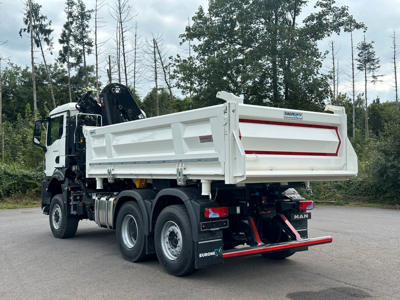 MAN TGS 28.440 6x4-4/3-Seiten- Kipper / Hiab 138-3 - Самосвал камион, Камион с кран: снимка 4 MAN TGS 28.440 6x4-4/3-Seiten- Kipper / Hiab 138-3 - Самосвал камион, Камион с кран: снимка 4