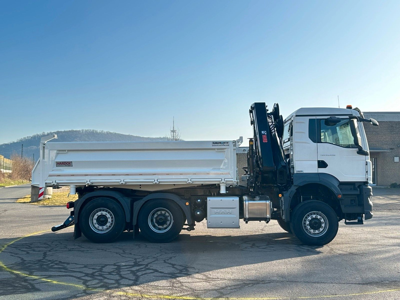 MAN TGS 28.440 6x4-4/3-Seiten- Kipper / Hiab 228-6 - Самосвал камион, Камион с кран: снимка 5 MAN TGS 28.440 6x4-4/3-Seiten- Kipper / Hiab 228-6 - Самосвал камион, Камион с кран: снимка 5