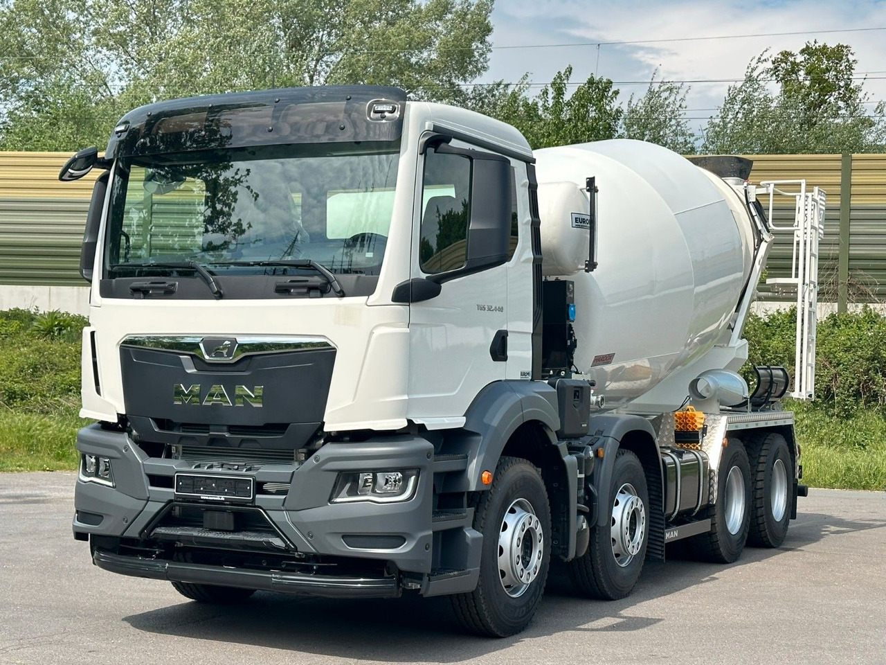 MAN TGS 32.440 8x4 / Euromix MTP EM 9 L - Бетоновоз: снимка 2 MAN TGS 32.440 8x4 / Euromix MTP EM 9 L - Бетоновоз: снимка 2