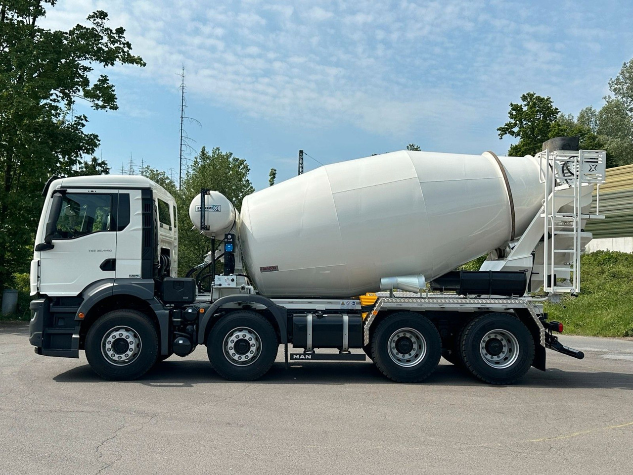 MAN TGS 32.440 8x4 / Euromix MTP EM 9 L - Бетоновоз: снимка 4 MAN TGS 32.440 8x4 / Euromix MTP EM 9 L - Бетоновоз: снимка 4