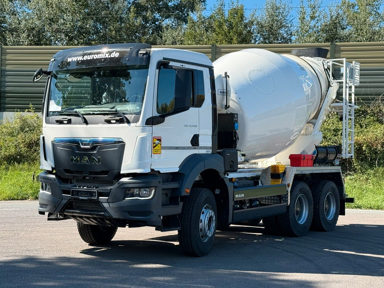 MAN TGS 33.440 / 6X4 Euro6e Euromix MTP EM 7 L - Бетоновоз: снимка 2 MAN TGS 33.440 / 6X4 Euro6e Euromix MTP EM 7 L - Бетоновоз: снимка 2
