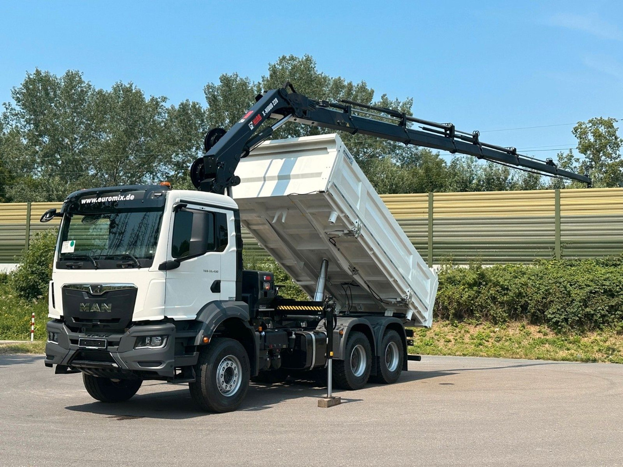 MAN TGS 33.440 6x4 /3-Seiten- Kipper / HIAB 228-6 - Самосвал камион, Камион с кран: снимка 1 MAN TGS 33.440 6x4 /3-Seiten- Kipper / HIAB 228-6 - Самосвал камион, Камион с кран: снимка 1