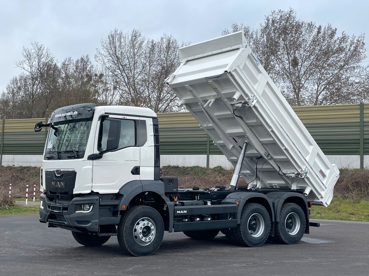 Самосвал камион MAN TGS 33.440 6x4 /Euro6 3-Seiten-Kipper EuromixMTP: снимка 11
