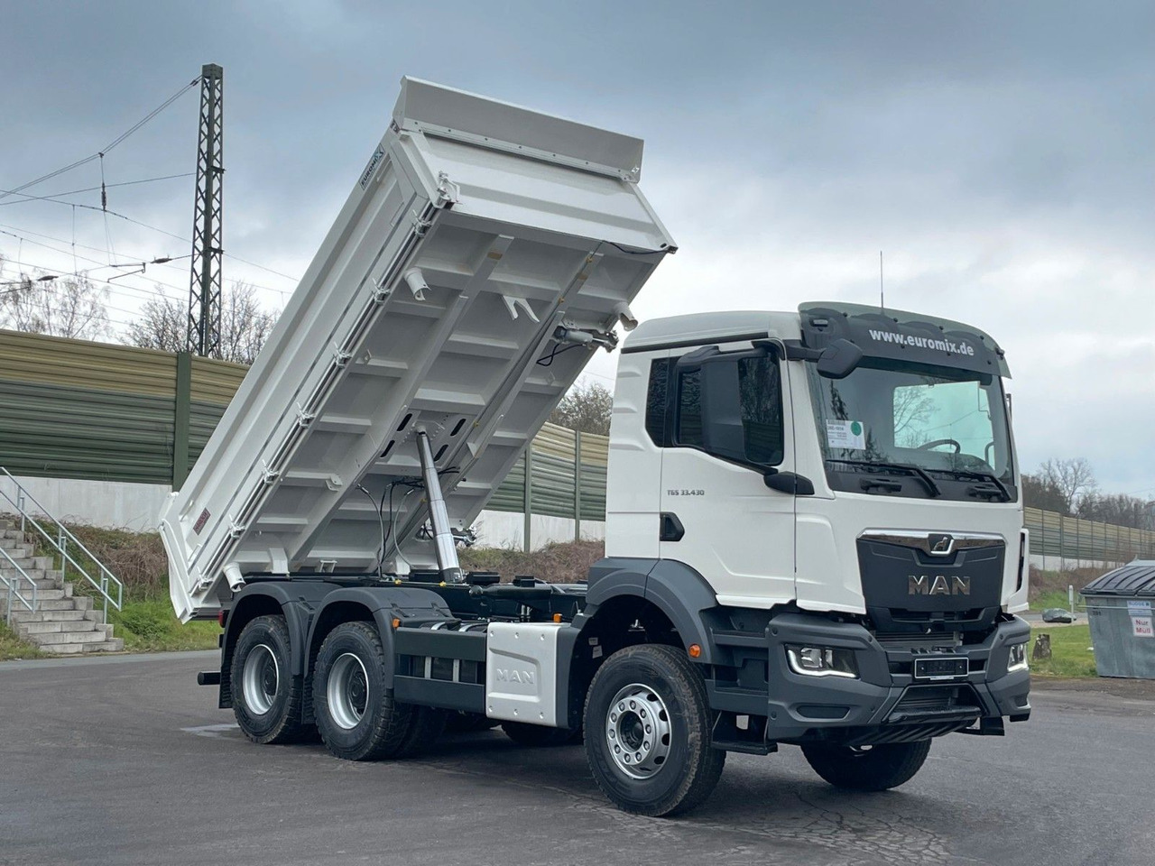 Самосвал камион MAN TGS 33.440 6x4 /Euro6 3-Seiten-Kipper EuromixMTP: снимка 16