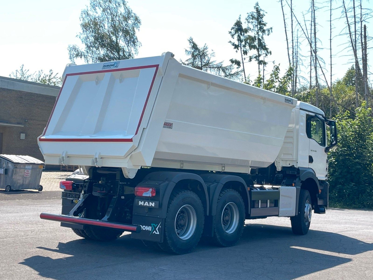 MAN TGS 33.440 6x4/Euro6e EuromixMTP Mulden-Kipper - Самосвал камион: снимка 4 MAN TGS 33.440 6x4/Euro6e EuromixMTP Mulden-Kipper - Самосвал камион: снимка 4