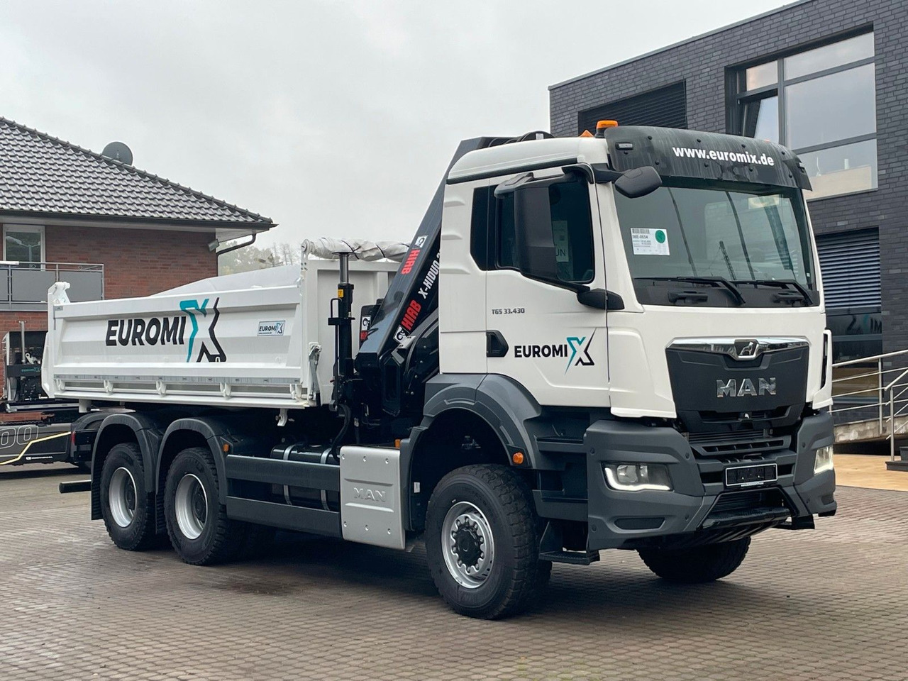MAN TGS 33.440 6x6 /3-Seiten- Kipper / HIAB 228-6 - Самосвал камион, Камион с кран: снимка 4 MAN TGS 33.440 6x6 /3-Seiten- Kipper / HIAB 228-6 - Самосвал камион, Камион с кран: снимка 4