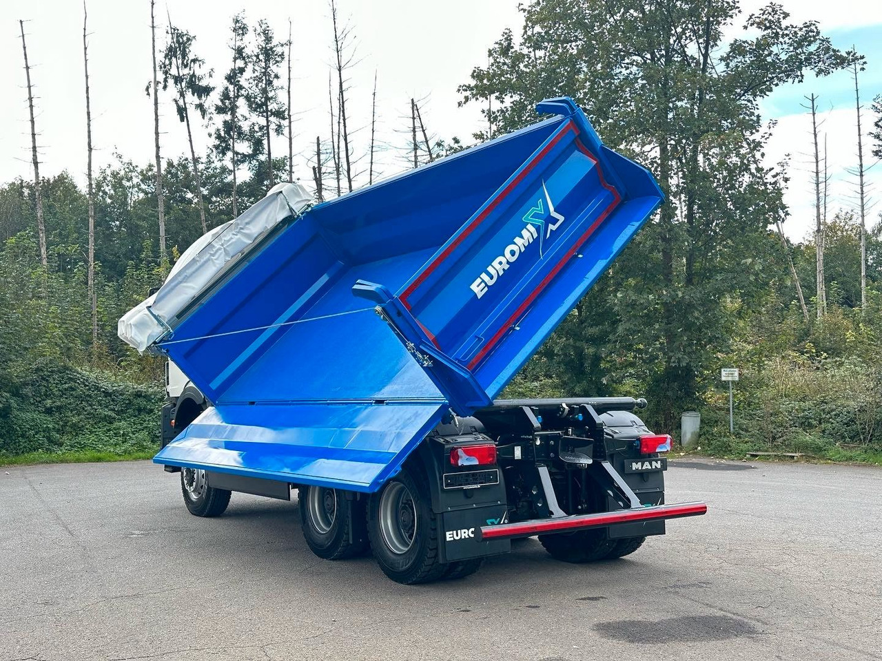 MAN TGS 33.440 6x6 /Euro6 3-Seiten-Kipper EuromixMTP - Самосвал камион: снимка 5 MAN TGS 33.440 6x6 /Euro6 3-Seiten-Kipper EuromixMTP - Самосвал камион: снимка 5