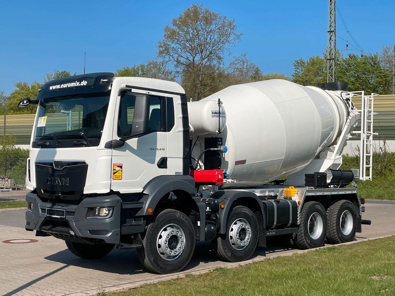 MAN TGS 35.470 8x4 EuromixMTP EM 10 L 10xVORHANDEN - Бетоновоз: снимка 1 MAN TGS 35.470 8x4 EuromixMTP EM 10 L 10xVORHANDEN - Бетоновоз: снимка 1
