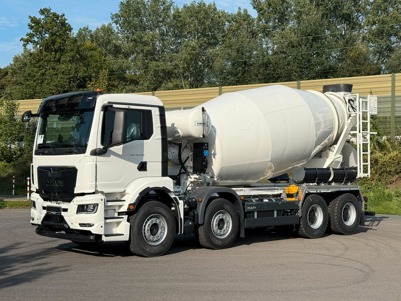 MAN TGS 35.470 BB 8X4 EuromixMTP EM 10 L - Бетоновоз: снимка 2 MAN TGS 35.470 BB 8X4 EuromixMTP EM 10 L - Бетоновоз: снимка 2