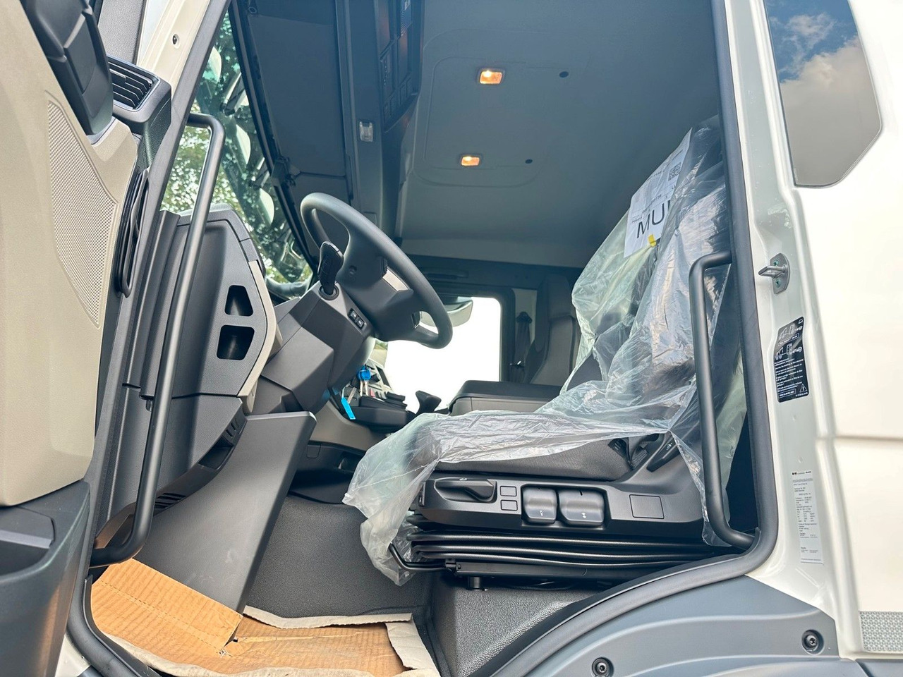 MAN TGS 35.470 BB Fahrmischer Betonpumpe 28m SWAN MAN TGS 35.470 BB Fahrmischer Betonpumpe 28m SWAN - Бетоновоз: снимка 2 MAN TGS 35.470 BB Fahrmischer Betonpumpe 28m SWAN MAN TGS 35.470 BB Fahrmischer Betonpumpe 28m SWAN - Бетоновоз: снимка 2