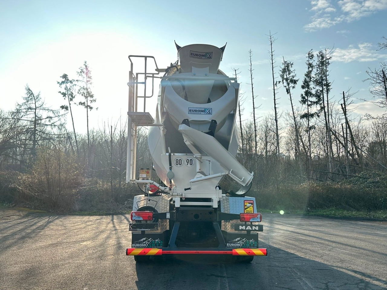 MAN TGS 37.480 8x4 EuromixMTP EM 10 L - Бетоновоз: снимка 5 MAN TGS 37.480 8x4 EuromixMTP EM 10 L - Бетоновоз: снимка 5