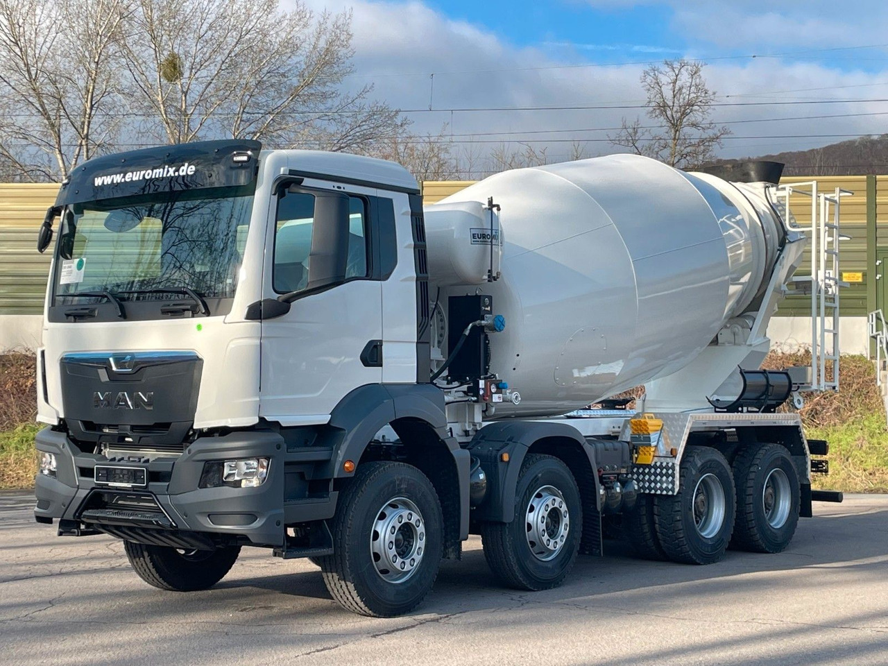 MAN TGS 41.400 8x4 / EuromixMTP EM 10m³ R / EURO 2 - Бетоновоз: снимка 1 MAN TGS 41.400 8x4 / EuromixMTP EM 10m³ R / EURO 2 - Бетоновоз: снимка 1
