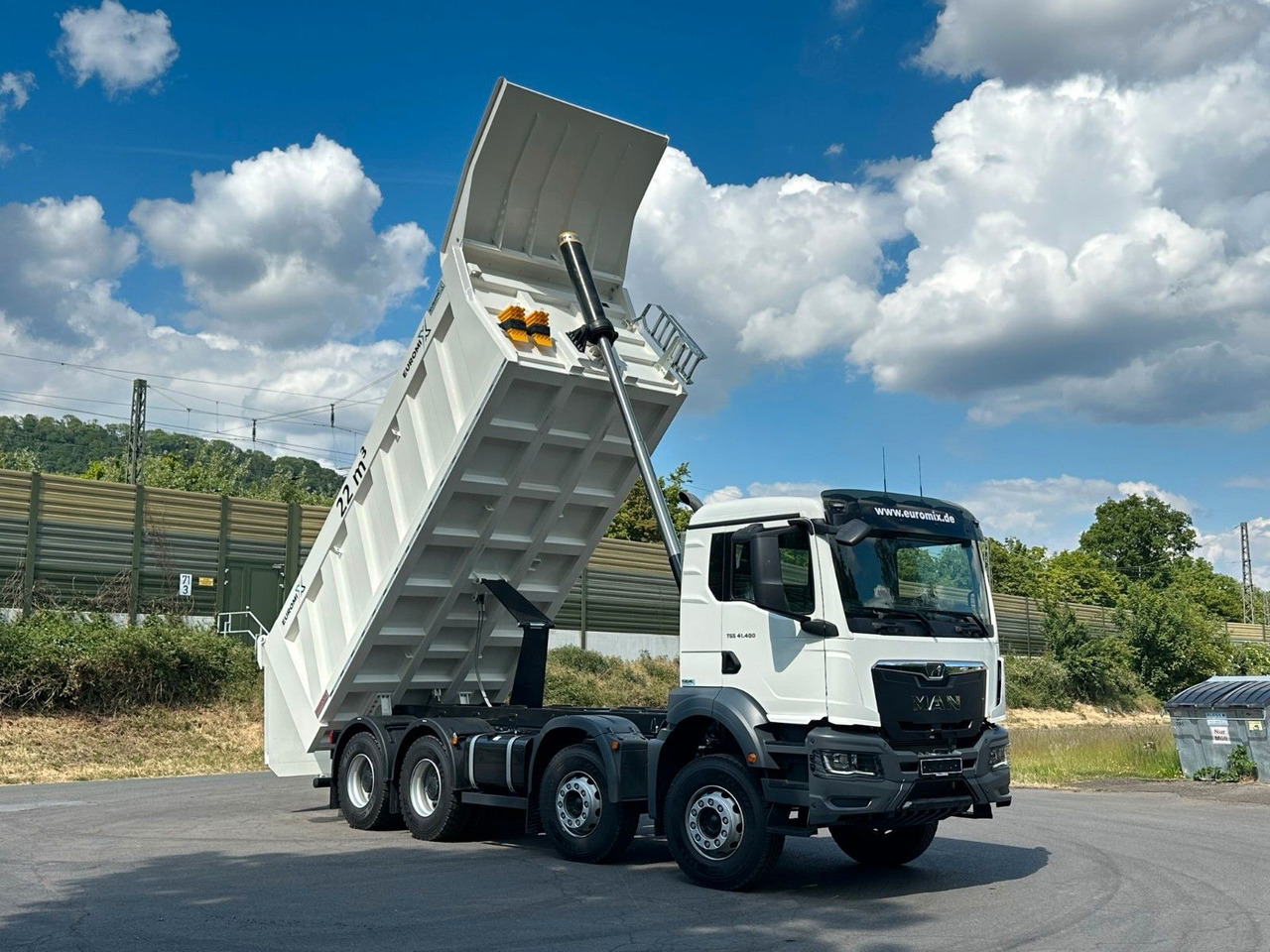 Самосвал камион MAN TGS 41.440 8x4 EuromixMTP 22m³ Eckige Mulde: снимка 19