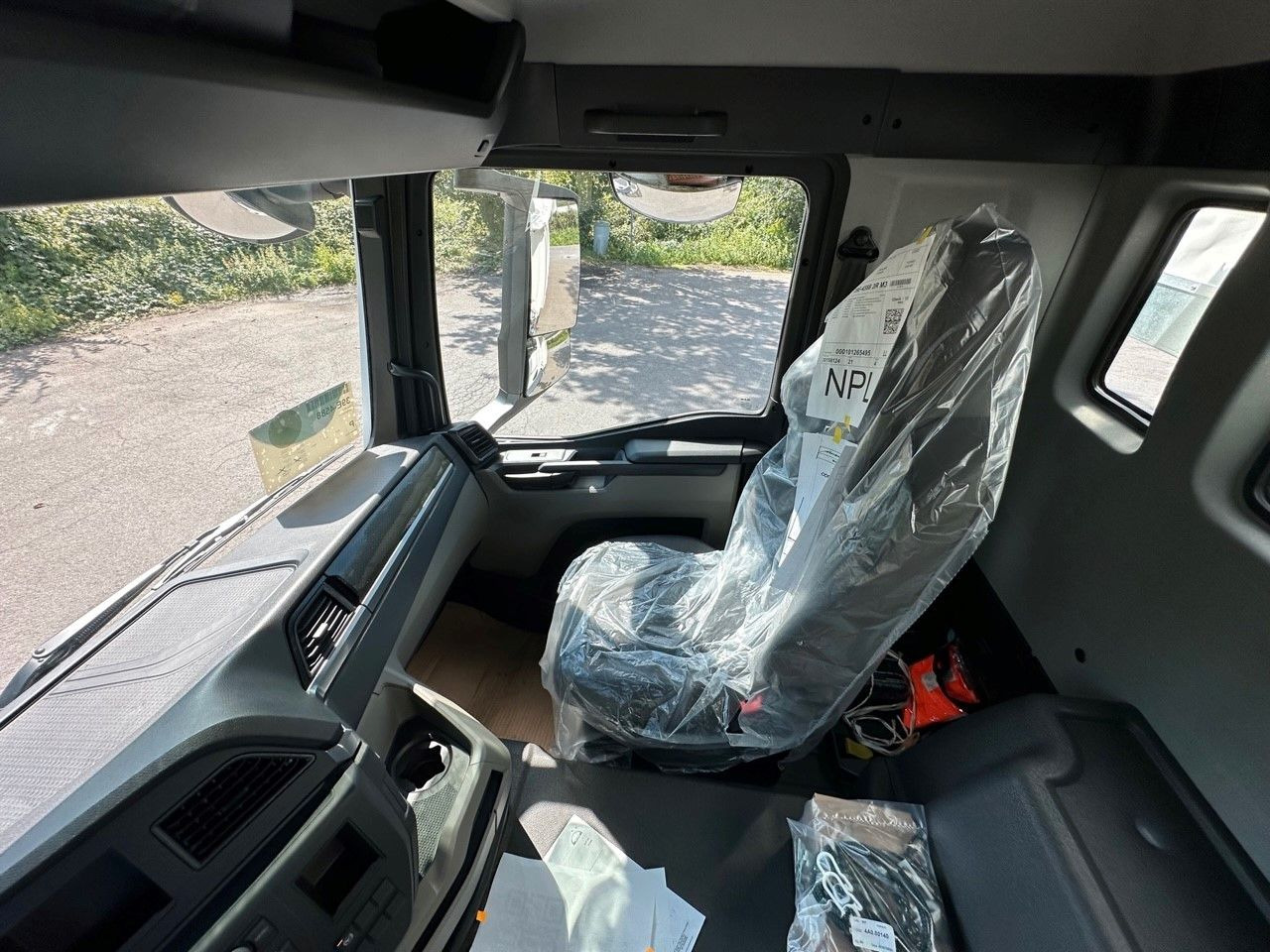 Лизинг на  MAN TGS 41.440  8x4 EuromixMTP 3-Seiten-Kipper MAN TGS 41.440  8x4 EuromixMTP 3-Seiten-Kipper: снимка 23