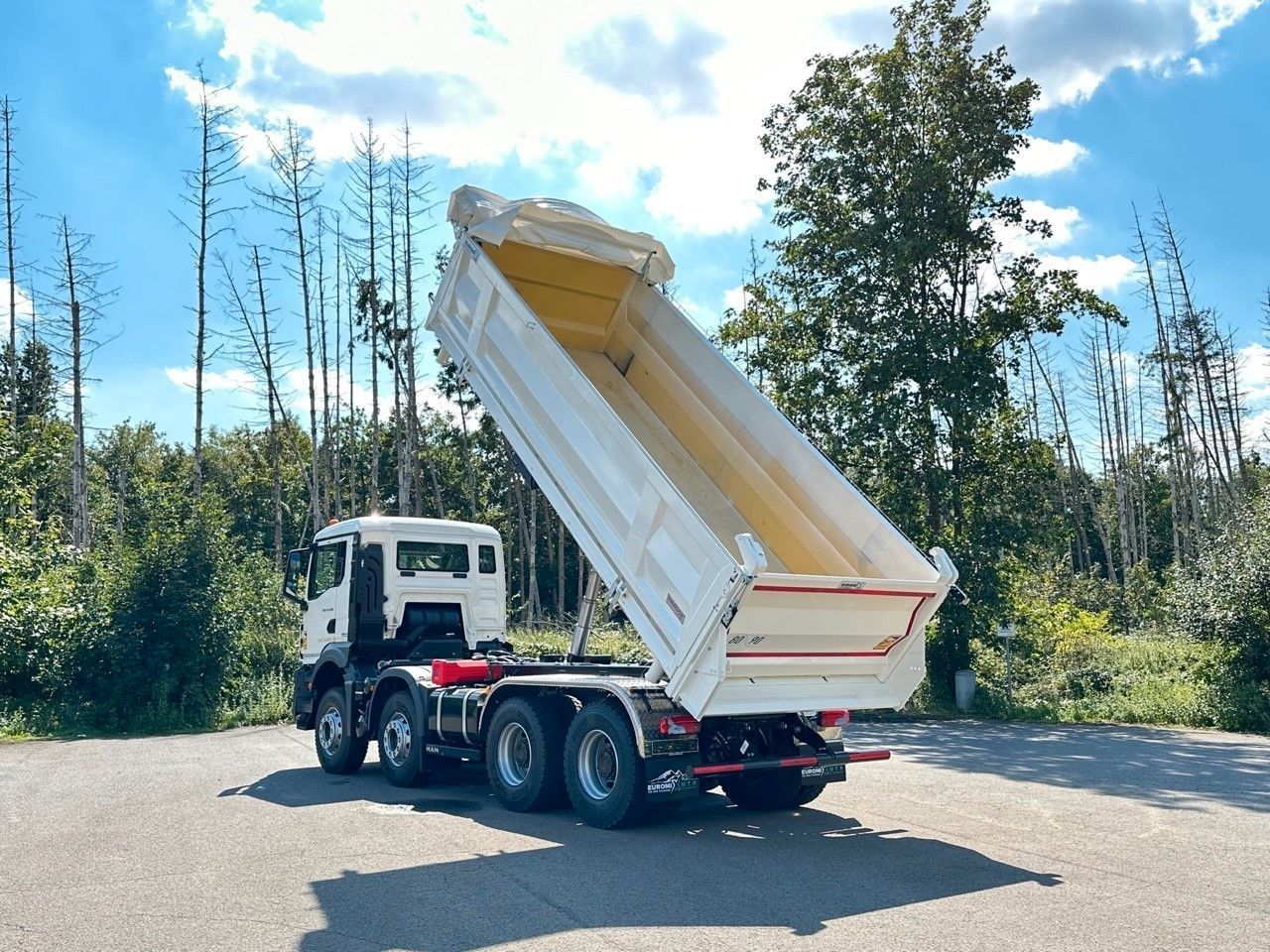 Лизинг на  MAN TGS 41.440  8x4 EuromixMTP 3-Seiten-Kipper MAN TGS 41.440  8x4 EuromixMTP 3-Seiten-Kipper: снимка 9