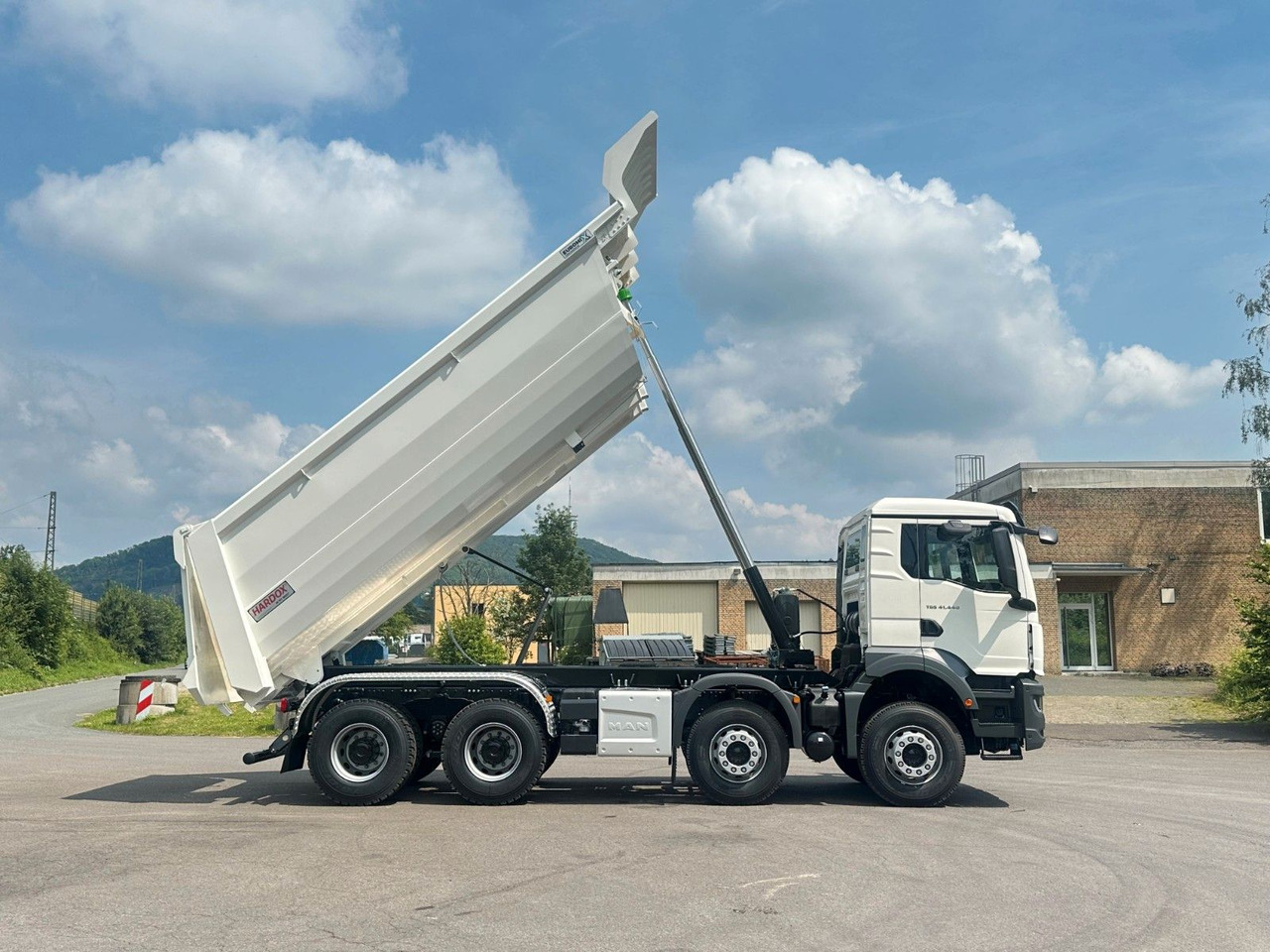 Самосвал камион MAN TGS 41.440 8x4 EuromixMTP Mulden-Kipper: снимка 15